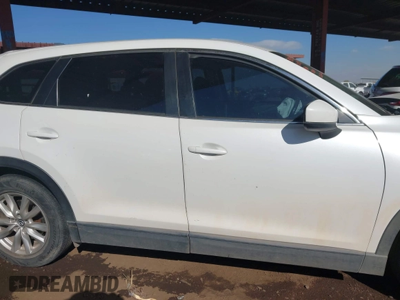 2016 Mazda CX-9 Sport with VIN JM3TCBBY0G0117159, listed as a IAAI auction lot 41302108 with 136,495 mi miles. Bid and sale history available at carsss.com. Image 13.