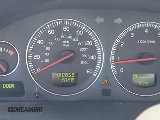 2010 Volvo XC90 I6 с VIN YV4982CZ3A1545799, выставлен на аукционе IAAI как лот 42298055 с пробегом 160 859 миль миль и . История ставок и продаж доступна на DreamBid. Изображение 7.