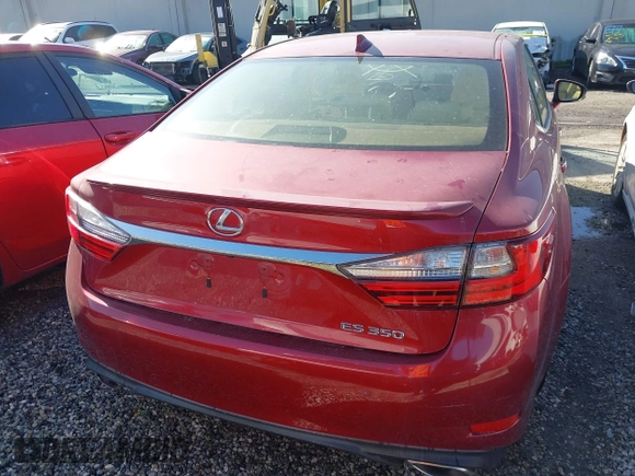 2016 Lexus ES 330 z VIN JTHBK1GG1G2229764, wystawiony jako IAAI lot #41401294 z przebiegiem 47 816 mil mil oraz . Historia ofert i sprzedaży dostępna na DreamBid. Obrazek 17.