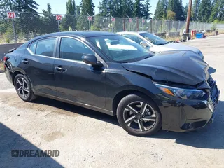 2024 Nissan Sentra SV z VIN 3N1AB8CV0RY346897, wystawiony jako IAAI lot #42861422 z przebiegiem 25 424 mil mil oraz . Historia ofert i sprzedaży dostępna na DreamBid. Obrazek 1.