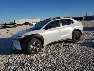2024 Toyota bZ4X XLE with VIN JTMAAAAA3RA041910, listed as a Copart auction lot 41752805 with 3,627 mi miles and Salvage Title. Bid and sale history available at carsss.com. Image 1.