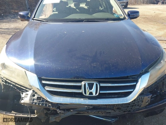 2015 Honda Accord Sedan EX-L with VIN 1HGCR2F82FA099985, listed as a IAAI auction lot 41823545 with 1 mi miles. Bid and sale history available at carsss.com. Image 10.