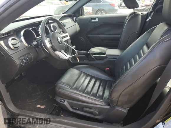 2008 Ford Mustang Deluxe z VIN 1ZVHT80N085132479, wystawiony jako Copart lot #54768695 z przebiegiem 42 404 mil mil oraz Szkoda całkowita • Salvage title. Historia ofert i sprzedaży dostępna na DreamBid. Obrazek 7.