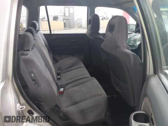2004 Honda Pilot LX z VIN 2HKYF18154H587485, wystawiony jako IAAI lot #42407918 z przebiegiem 239 172 mil mil oraz . Historia ofert i sprzedaży dostępna na DreamBid. Obrazek 8.