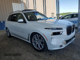 2024 BMW X7 xDrive40i z VIN 5UX23EM07R9U74509, wystawiony jako Copart lot #58172885 z przebiegiem Nie podano mil oraz Szkoda całkowita • Salvage title. Historia ofert i sprzedaży dostępna na DreamBid. Obrazek 4.