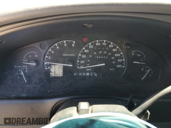 2001 Ford Ranger XL z VIN 1FTYR14V51PB60050, wystawiony jako Copart lot #61659485 z przebiegiem 202 324 mil mil oraz Czysty tytuł • Clean title. Historia ofert i sprzedaży dostępna na DreamBid. Obrazek 9.