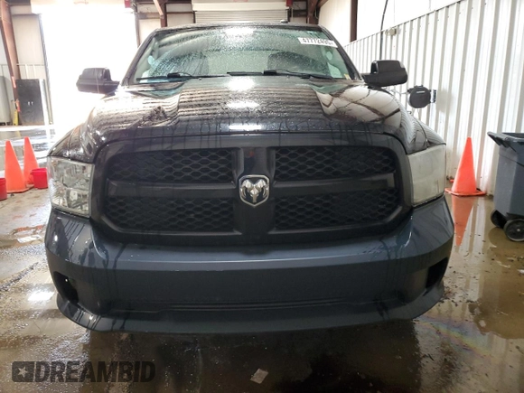 2016 Ram 1500 Express z VIN 3C6RR7KT3GG158889, wystawiony jako Copart lot #47772495 z przebiegiem 77 227 mil mil oraz Szkoda całkowita • Salvage title. Historia ofert i sprzedaży dostępna na DreamBid. Obrazek 5.