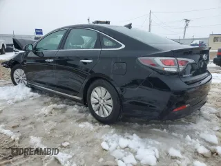 2016 Hyundai Sonata Hybrid SE with VIN KMHE24L10GA037187, listed as a Copart auction lot 46447213 with 101,432 mi miles. Bid and sale history available at carsss.com. Image 2.