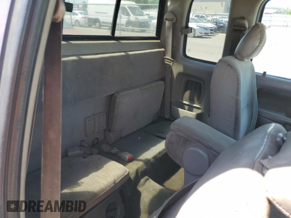 2004 Toyota Tacoma z VIN 5TEVL52N14Z401940, wystawiony jako Copart lot #55257905 z przebiegiem 288 990 mil mil oraz Szkoda całkowita • Salvage title. Historia ofert i sprzedaży dostępna na DreamBid. Obrazek 10.