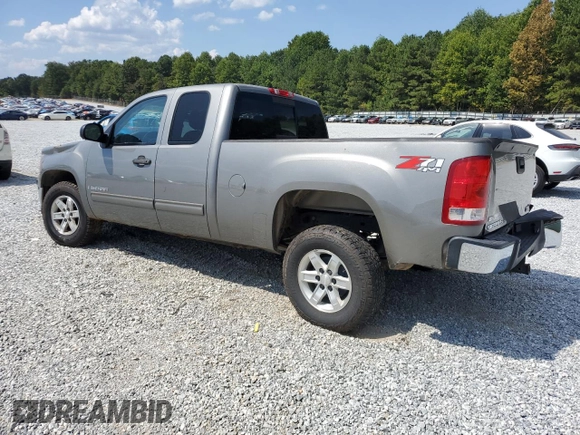 2009 GMC Sierra 1500 SLE with VIN 1GTEK29099Z115302, listed as a Copart auction lot 69263134 with 140,903 mi miles and Salvage Title. Bid and sale history available at carsss.com. Image 2.