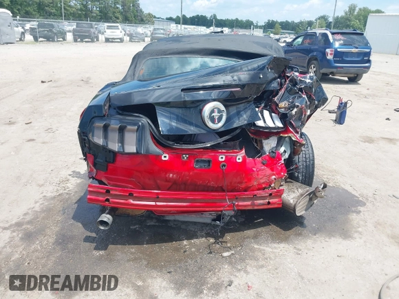 2012 Ford Mustang V6 z VIN 1ZVBP8EM6C5257151, wystawiony jako IAAI lot #42757179 z przebiegiem 210 654 mil mil oraz . Historia ofert i sprzedaży dostępna na DreamBid. Obrazek 16.