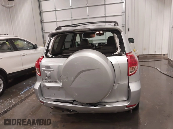 2008 Toyota RAV4 Ltd with VIN JTMZD31V286059955, listed as a IAAI auction lot 41757715 with 217,396 mi miles. Bid and sale history available at carsss.com. Image 16.