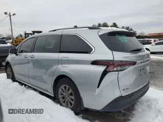 2023 Toyota Sienna XLE with VIN 5TDJSKFC2PS095938, listed as a Copart auction lot 43916205 with 16,586 mi miles and Salvage Title. Bid and sale history available at carsss.com. Image 2.
