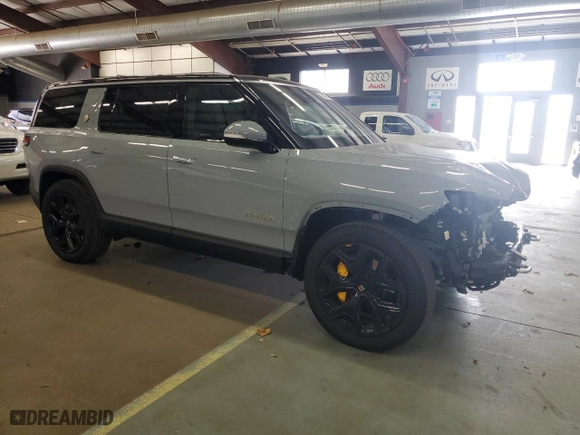 2024 Rivian R1S Adventure with VIN 7PDSGABAXRN037937, listed as a Copart auction lot 76467184 with 18,283 mi miles and Salvage Title. Bid and sale history available at carsss.com. Image 4.