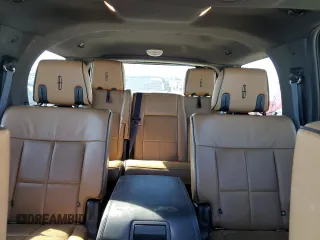 2011 Lincoln Navigator z VIN 5LMJJ2H58BEJ01847, wystawiony jako Copart lot #81804584 z przebiegiem 177 445 mil mil oraz Szkoda całkowita • Salvage title. Historia ofert i sprzedaży dostępna na DreamBid. Obrazek 10.