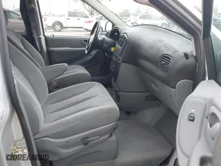 2005 Dodge Caravan SXT with VIN 2D4GP44L85R207743, listed as a IAAI auction lot 41651028 with 56,754 mi miles. Bid and sale history available at carsss.com. Image 5.