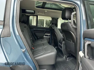 2020 Land Rover Defender SE with VIN SALEP7EU8L2022867, listed as a Copart auction lot 42210445 with 68,673 mi miles and Clean title. Bid and sale history available at DreamBid. Image 6.
