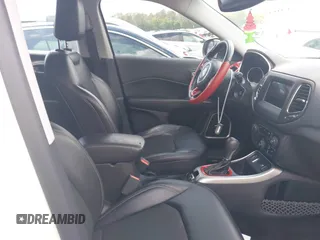 2018 Jeep Compass Altitude с VIN 3C4NJCBB2JT105839, выставлен на аукционе IAAI как лот 42155613 с пробегом 54 307 миль миль и . История ставок и продаж доступна на DreamBid. Изображение 5.