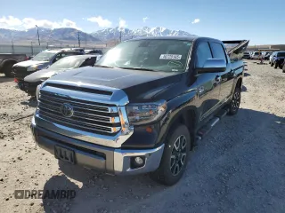 2021 Toyota Tundra Platinum z VIN 5TFAY5F16MX021555, wystawiony jako Copart lot #46720185 z przebiegiem 136 112 mil mil oraz Szkoda całkowita • Salvage title. Historia ofert i sprzedaży dostępna na DreamBid. Obrazek 1.