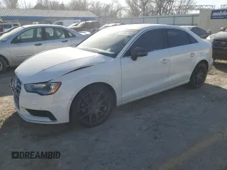 2015 Audi A3 Premium z VIN WAUBFGFF4F1080589, wystawiony jako Copart lot #85080494 z przebiegiem 141 768 mil mil oraz Szkoda całkowita • Salvage title. Historia ofert i sprzedaży dostępna na DreamBid. Obrazek 1.