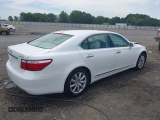 2007 Lexus LS 460 L with VIN JTHGL46F275003065, listed as a IAAI auction lot 42620085 with 238,634 mi miles and . Bid and sale history available at DreamBid. Image 4.