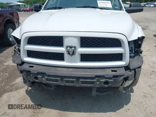2012 Ram 1500 Express z VIN 1C6RD7FT4CS134208, wystawiony jako IAAI lot #42394244 z przebiegiem 237 895 mil mil oraz . Historia ofert i sprzedaży dostępna na DreamBid. Obrazek 22.