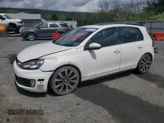 2013 Volkswagen GTI Autobahn с VIN WVWGD7AJ5DW026695, выставлен на аукционе Copart как лот 55034335 с пробегом 99 024 миль миль и Списание • Salvage title. История ставок и продаж доступна на DreamBid. Изображение 1.