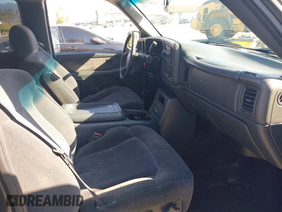 2002 Chevrolet Silverado 1500 LT with VIN 2GCEC19TX21103255, listed as a IAAI auction lot 41827408 with 153,387 mi miles and . Bid and sale history available at DreamBid. Image 5.