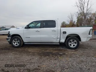 2020 Ram 1500 Big Horn z VIN 1C6RRFFG5LN284440, wystawiony jako IAAI lot #40975635 z przebiegiem 105 400 mil mil oraz . Historia ofert i sprzedaży dostępna na DreamBid. Obrazek 15.