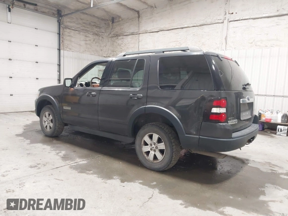 2007 Ford Explorer XLT with VIN 1FMEU73E27UB19323, listed as a IAAI auction lot 41667251 with 194,262 mi miles. Bid and sale history available at carsss.com. Image 3.