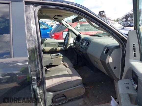 2006 Ford F-150 XLT с VIN 1FTPW14556KB50031, выставлен на аукционе IAAI как лот 42267041 с пробегом 279 571 миль миль и . История ставок и продаж доступна на DreamBid. Изображение 5.