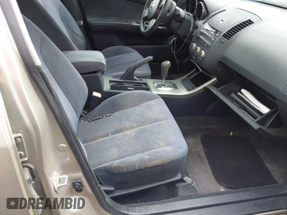 2006 Nissan Altima S z VIN 1N4AL11D66N328009, wystawiony jako IAAI lot #42368693 z przebiegiem 202 565 mil mil oraz . Historia ofert i sprzedaży dostępna na DreamBid. Obrazek 5.