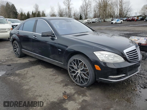2012 Mercedes-Benz S 550 z VIN WDDNG9EB5CA435357, wystawiony jako Copart lot #49278995 z przebiegiem 91 672 mil mil oraz Szkoda całkowita • Salvage title. Historia ofert i sprzedaży dostępna na DreamBid. Obrazek 4.