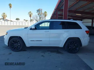 2020 Jeep Grand Cherokee Laredo E with VIN 1C4RJFAG9LC208058, listed as a IAAI auction lot 41430233 with 60,300 mi miles and . Bid and sale history available at DreamBid. Image 14.