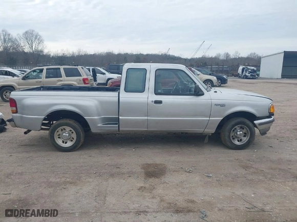 1996 Ford Ranger XL with VIN 1FTCR14A2TPA33525, listed as a IAAI auction lot 41602295 with 209,805 mi miles. Bid and sale history available at carsss.com. Image 13.