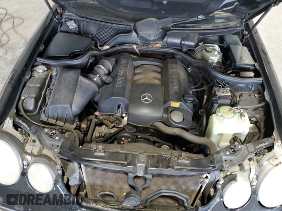 2001 Mercedes-Benz E 320 z VIN WDBJF65J91B339674, wystawiony jako Copart lot #50374725 z przebiegiem 205 940 mil mil oraz Szkoda całkowita • Salvage title. Historia ofert i sprzedaży dostępna na DreamBid. Obrazek 12.