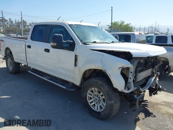 2018 Ford F-250 XL with VIN 1FT7W2B60JEB51984, listed as a IAAI auction lot 42282958 with 76,521 mi miles and . Bid and sale history available at DreamBid. Image 1.
