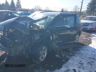 2013 Jeep Compass Latitude with VIN 1C4NJDEB6DD207706, listed as a IAAI auction lot 41541618 with 0 mi miles. Bid and sale history available at carsss.com. Image 17.
