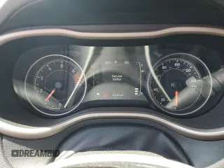 2017 Jeep Cherokee Latitude с VIN 1C4PJLCB5HW644502, выставлен на аукционе Copart как лот 60356045 с пробегом 63 156 миль миль и Списание • Salvage title. История ставок и продаж доступна на DreamBid. Изображение 9.