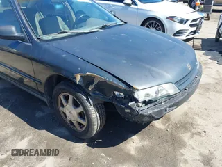 1994 Honda Accord EX with VIN JHMCD5652RC096984, listed as a IAAI auction lot 41734743 with 199,052 mi miles. Bid and sale history available at carsss.com. Image 6.