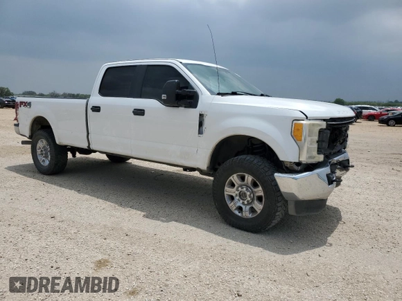 2017 Ford F-250 Lariat with VIN 1FT7W2B62HEE65243, listed as a Copart auction lot 55686505 with 212,089 mi miles and Salvage title. Bid and sale history available at DreamBid. Image 4.