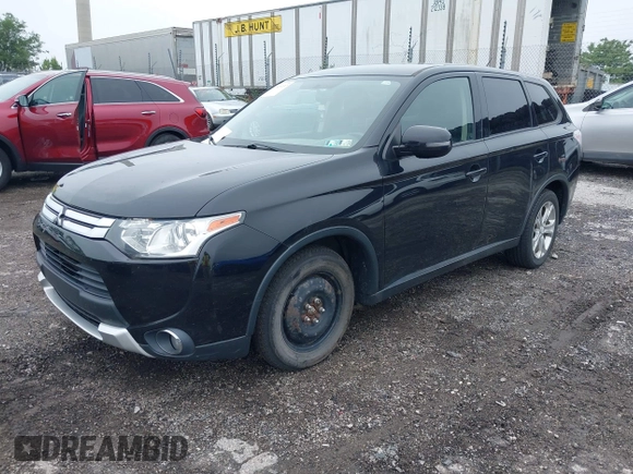 2015 Mitsubishi Outlander SE with VIN JA4AD3A36FZ002806, listed as a IAAI auction lot 42516137 with Not provided miles and . Bid and sale history available at DreamBid. Image 2.