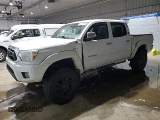 2015 Toyota Tacoma with VIN 3TMLU4EN8FM183988, listed as a Copart auction lot 44211605 with 90,205 mi miles and Salvage Title. Bid and sale history available at carsss.com. Image 1.
