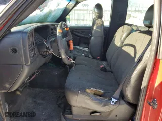 2002 Chevrolet Silverado 1500 LS with VIN 1GCEC14VX2Z333099, listed as a Copart auction lot 88734555 with 196,232 mi miles and Salvage Title. Bid and sale history available at carsss.com. Image 7.
