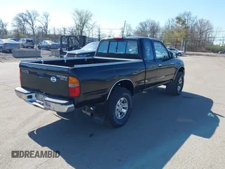 1998 Toyota Tacoma with VIN 4TAWN72N8WZ127866, listed as a IAAI auction lot 42005179 with 304,833 mi miles and . Bid and sale history available at DreamBid. Image 4.