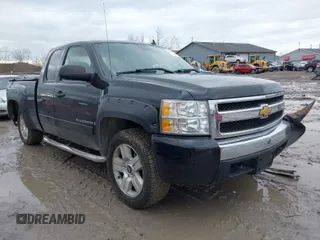 2008 Chevrolet Silverado 1500 1LT with VIN 2GCEK19J281268775, listed as a IAAI auction lot 41747944 with 162,530 mi miles and . Bid and sale history available at DreamBid. Image 1.