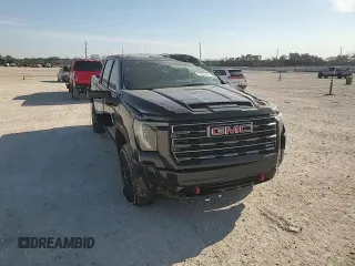 2025 GMC Sierra 2500HD AT4 z VIN 1GT4UPEY4SF204846, wystawiony jako Copart lot #47201165 z przebiegiem 2 557 mil mil oraz Szkoda całkowita • Salvage title. Historia ofert i sprzedaży dostępna na DreamBid. Obrazek 10.
