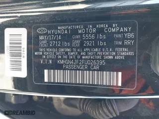 2015 Hyundai Genesis 5.0L with VIN KMHGN4JF2FU026395, listed as a IAAI auction lot 41675475 with 113,174 mi miles. Bid and sale history available at carsss.com. Image 9.