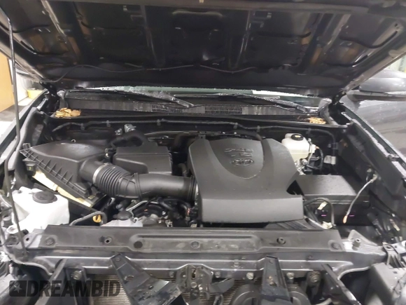 2021 Toyota Tacoma SR z VIN 3TMCZ5AN2MM444249, wystawiony jako IAAI lot #41942146 z przebiegiem 59 429 mil mil oraz . Historia ofert i sprzedaży dostępna na DreamBid. Obrazek 10.