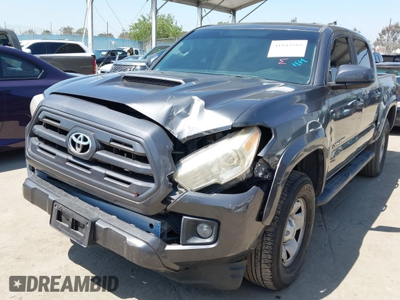 2016 Toyota Tacoma SR5 with VIN 5TFAX5GN7GX055884, listed as a IAAI auction lot 41943589 with 85,443 mi miles. Bid and sale history available at carsss.com. Image 6.